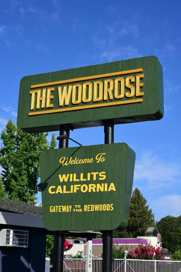 The Woodrose- Newly Renovated Hotel Willits Exterior photo